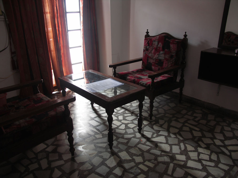 Hotel Park Avenue Kochi Room photo